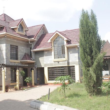 Eshborns House - Near Jkia Bed & Breakfast Syokimau ภายนอก รูปภาพ