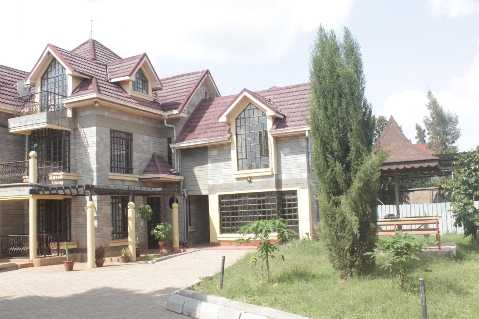 Eshborns House - Near Jkia Bed & Breakfast Syokimau ภายนอก รูปภาพ