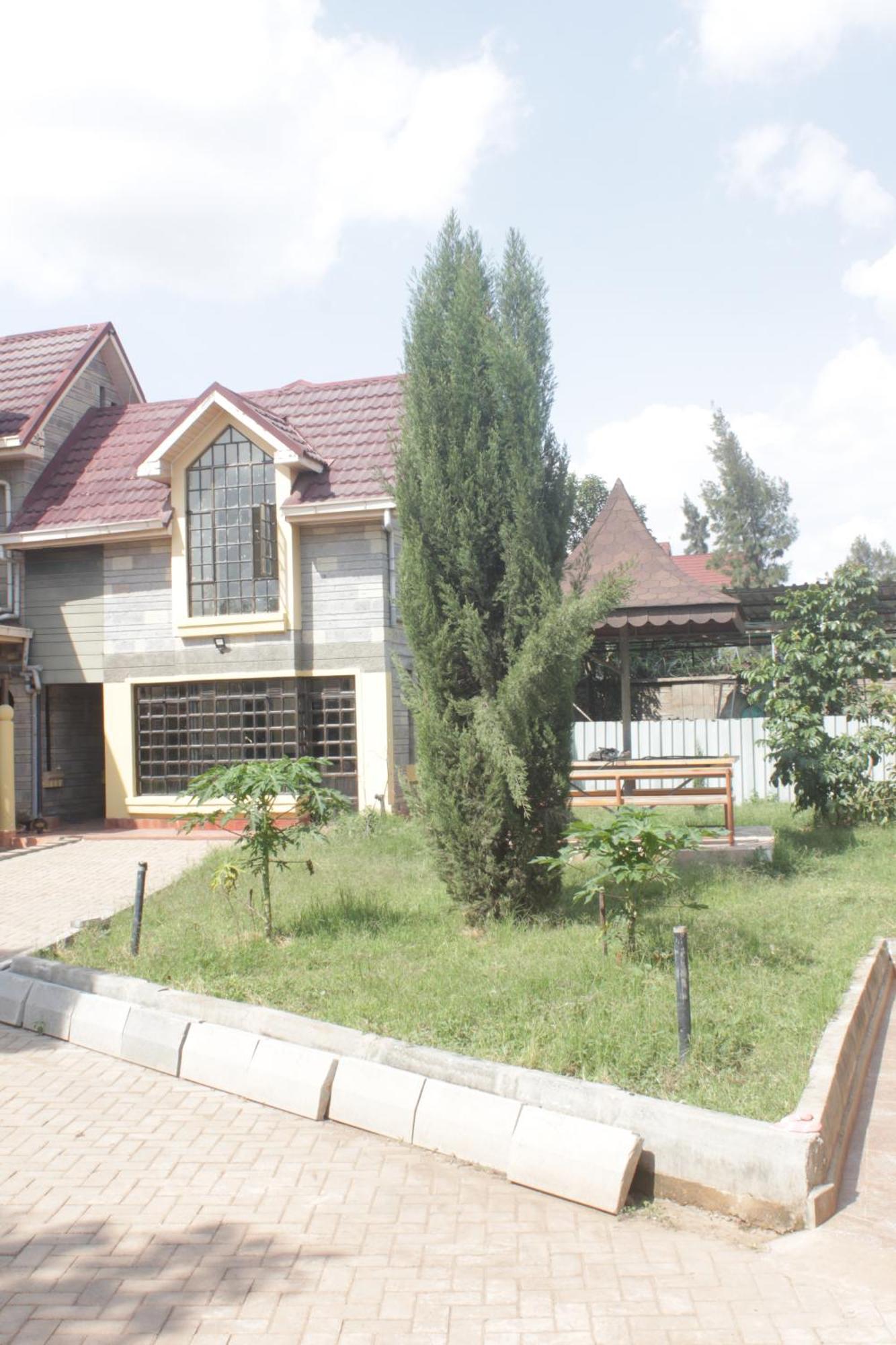 Eshborns House - Near Jkia Bed & Breakfast Syokimau ภายนอก รูปภาพ